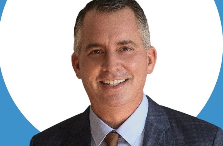 https://stratus.campaign-image.com/images/1056602000081336846_zc_v1_1786975060225_davidjolly2.jpg