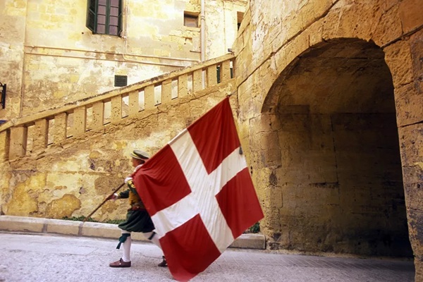 https://stratus.campaign-image.com/images/1199805000035292004_zc_v1_1755601285965_national_war_museum_in_easy_pace_malta_iv.jpg