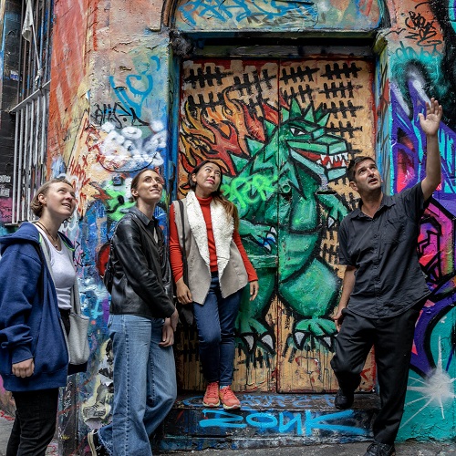 https://stratus.campaign-image.com/images/1199805000035292004_zc_v1_1755603035607_melbourne_street_tours.jpg