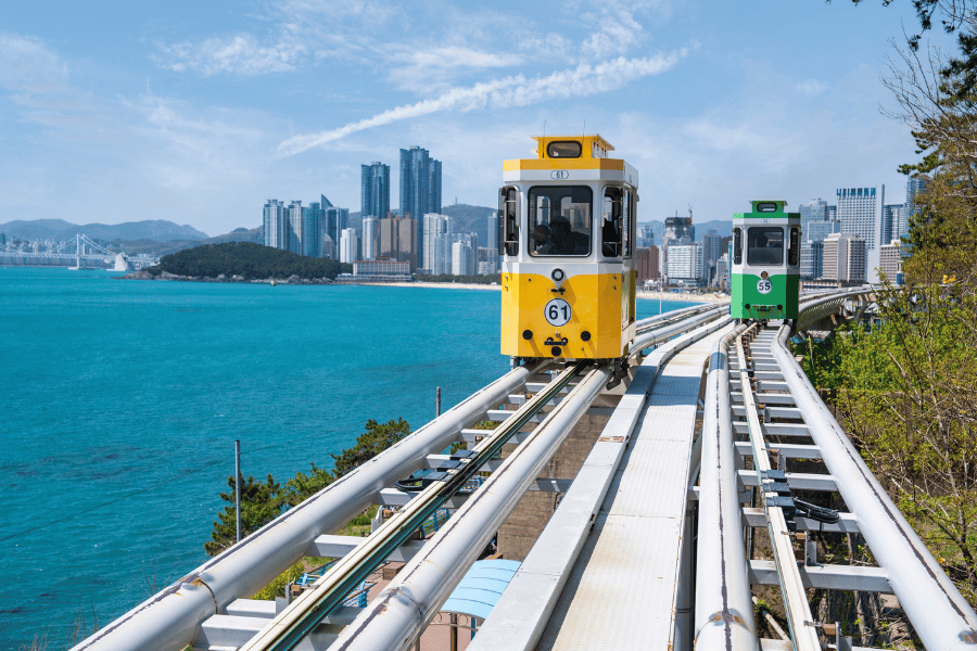 https://stratus.campaign-image.com/images/1199805000057196003_zc_v1_1776673073778_summer_and_water_in_kenting_taiwan_03.png