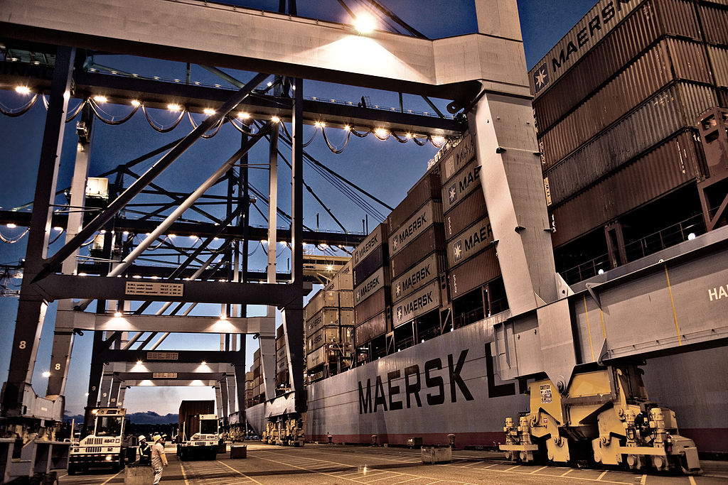 Maersk Vessel & Containers