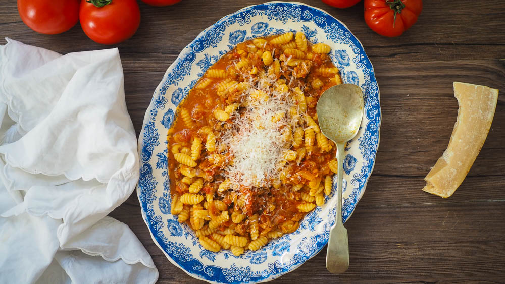 Malloreddus or Gnochetti Sardi: Making This Sardinian Pasta From Scratch!