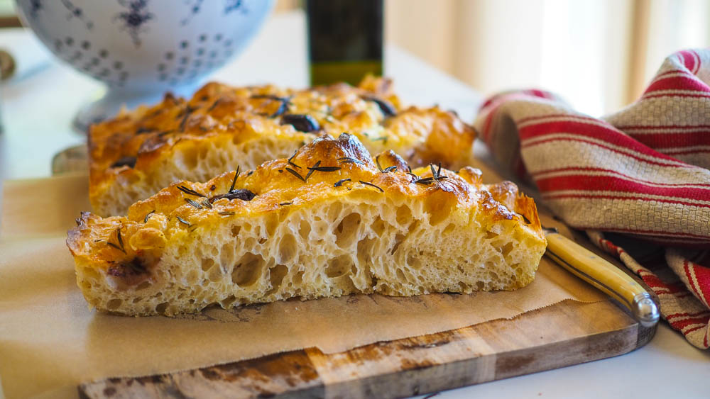 Pan Focaccia No Knead with Big Bubbles