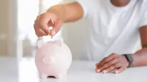 https://stratus.campaign-image.com/images/172900408415114_how-to-pay-yourself-as-a-_zc_v1_14_13898000037534006.png