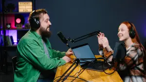 https://stratus.campaign-image.com/images/173022175511013_video-podcasting-300x169_zc_v1_13_13898000037769006.png