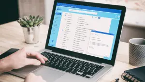 https://stratus.campaign-image.com/images/173083210157813_how-to-end-an-email-300x1_zc_v1_13_13898000037981006.png