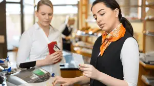 https://stratus.campaign-image.com/images/173335185333412_common-mistakes-cashiers-_zc_v1_12_13898000038738006.png