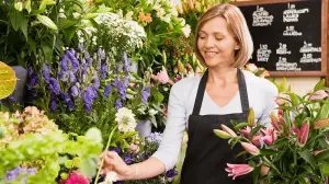 https://stratus.campaign-image.com/images/174007401282915_how-to-open-a-flower-shop_zc_v1_15_13898000040290006.png