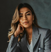 https://campaign-image.com/zohocampaigns/175727000110647004_zc_v6_julia.jpg