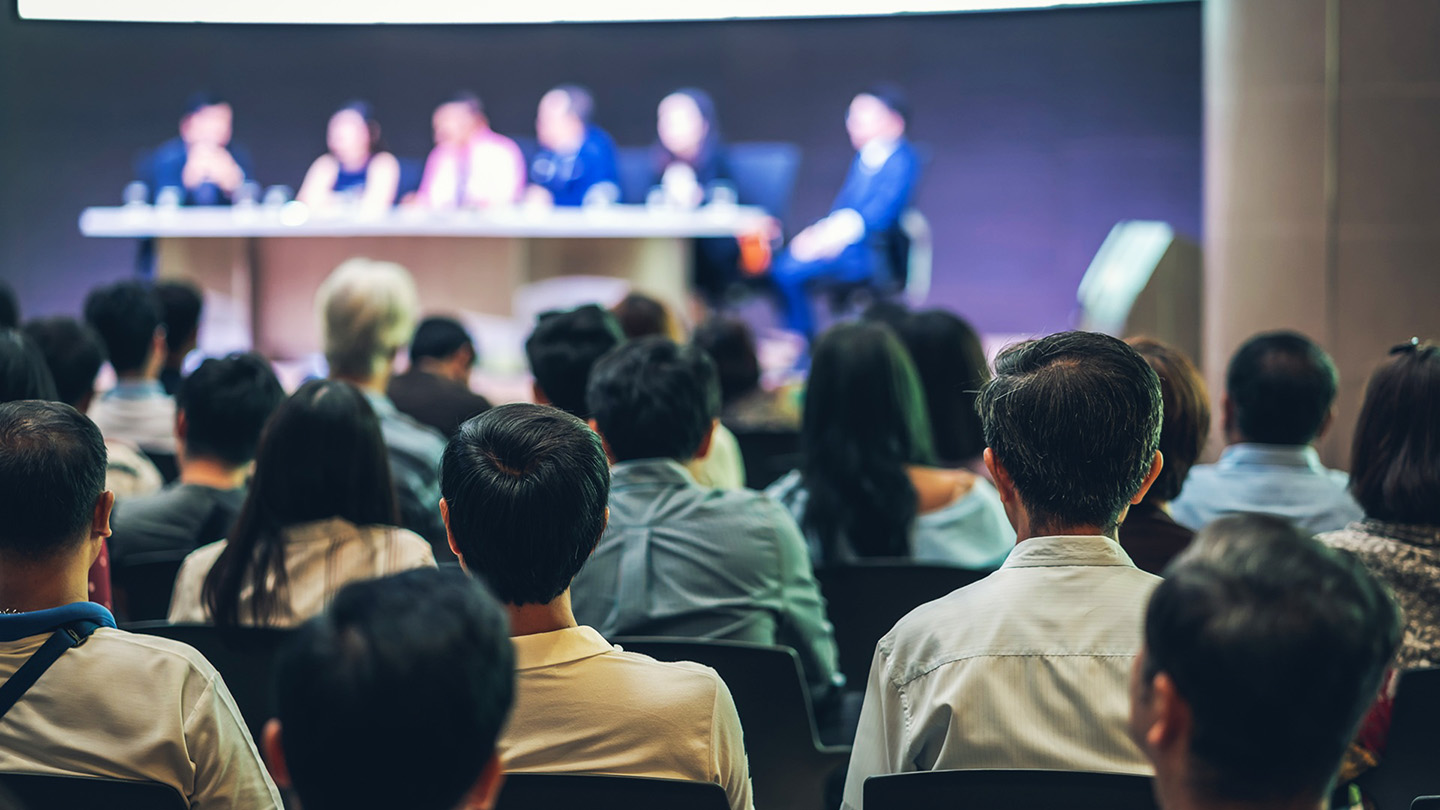 Why Manufacturers With Clear Strategy Still Hit Growth Ceilings Webinar – Early April