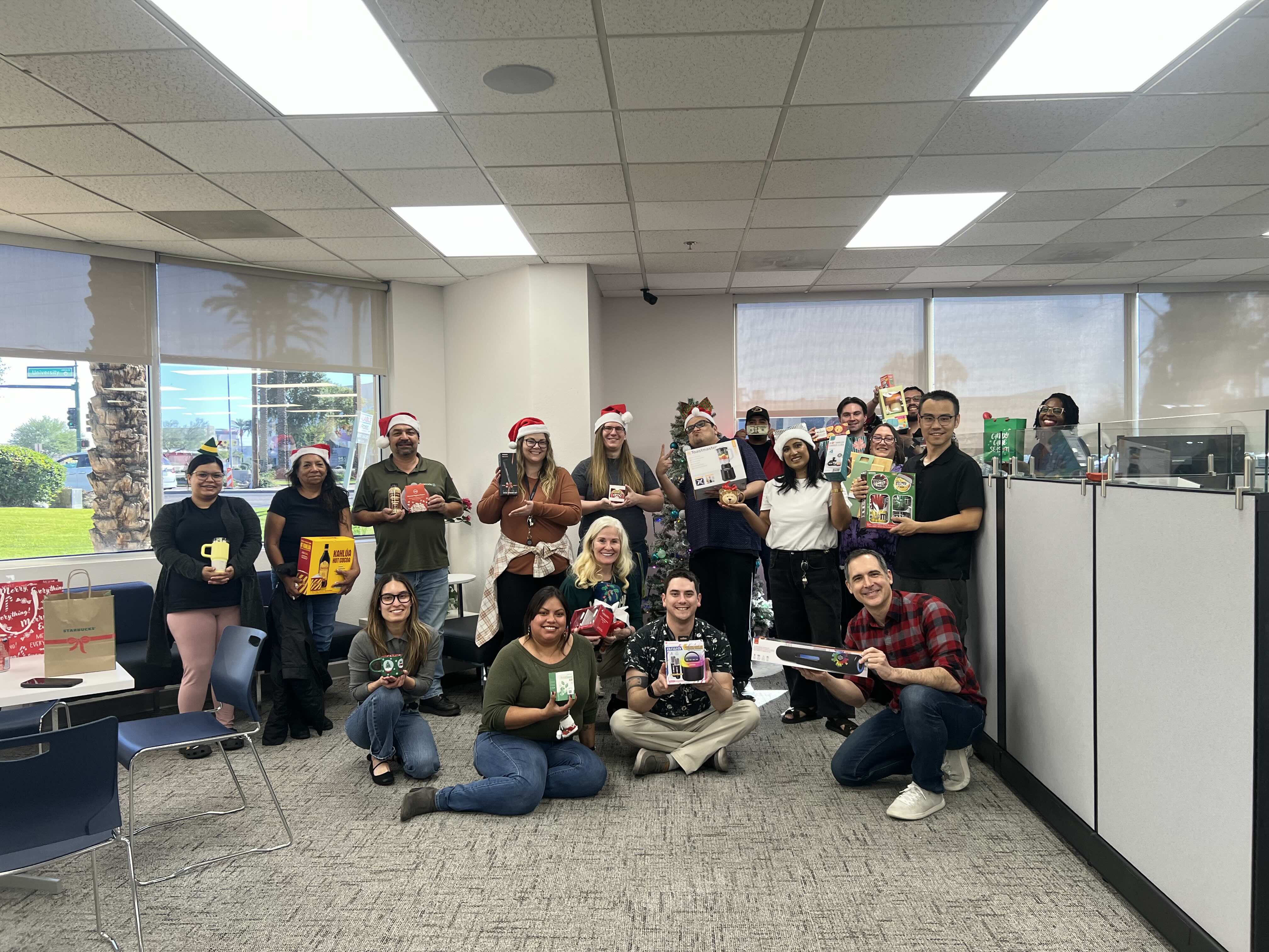 https://stratus.campaign-image.com/images/527028000013437004_zc_v1_1766392895499_img_1360.jpeg