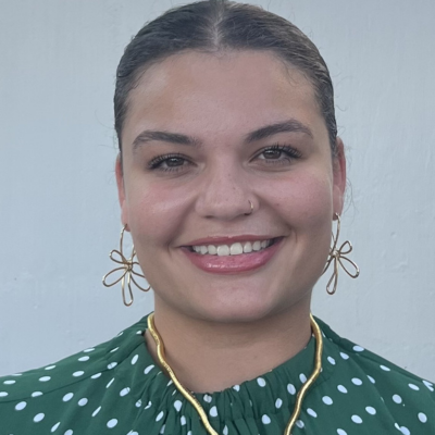 https://stratus.campaign-image.com/images/811291000004459004_zc_v1_1767794135094_ellen_headshot_12.3.25.jpg
