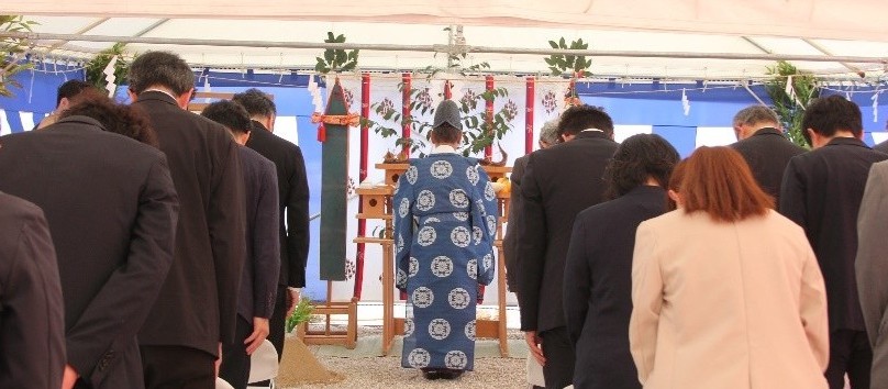 https://stratus.campaign-image.com/images/910198000002885020_zc_v1_1751428625140_地鎮祭.jpg