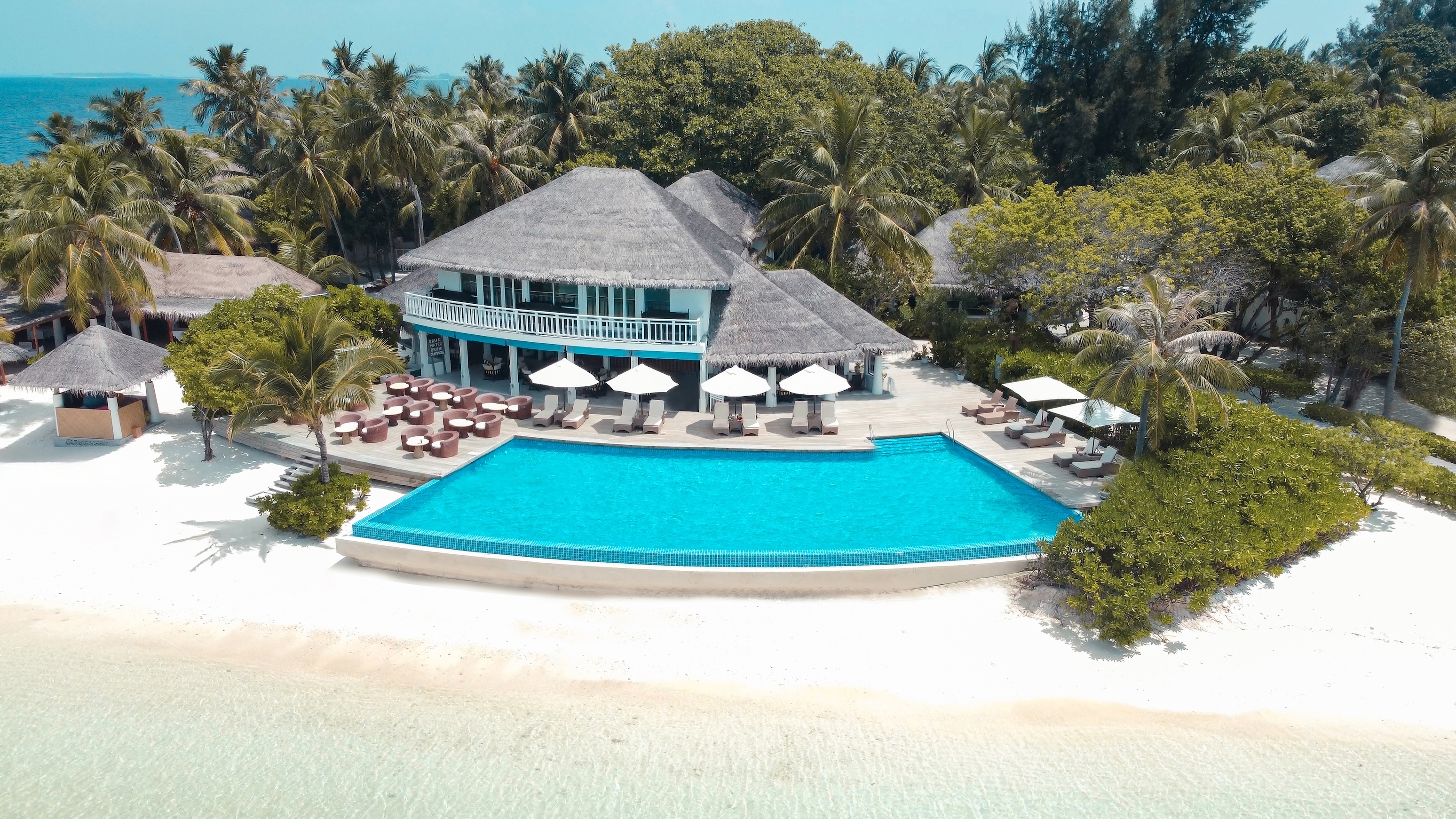 https://stratus.campaign-image.com/images/962061000012558110_zc_v1_1724344677229_549406_nh_maldives_kuda_rah_resort_aerial_02_3840x2160_d145b2_original_1724123037_(1).jpg