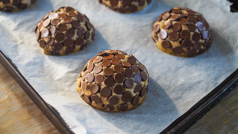 Baked to Perfection: The Ultimate Super Chocolatey Chocolate Chip Cookies!